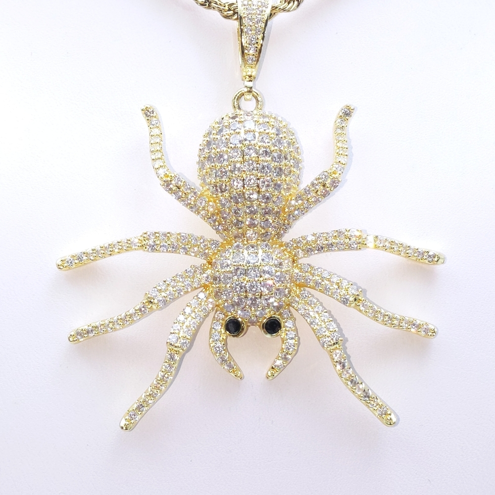 14K Gold Finish Spider + 20" Rope Chain - Picture 5 of 10